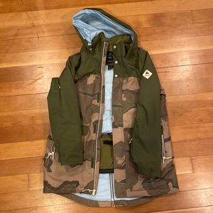 WOMENS BURTON SNOWBOARD JACKET